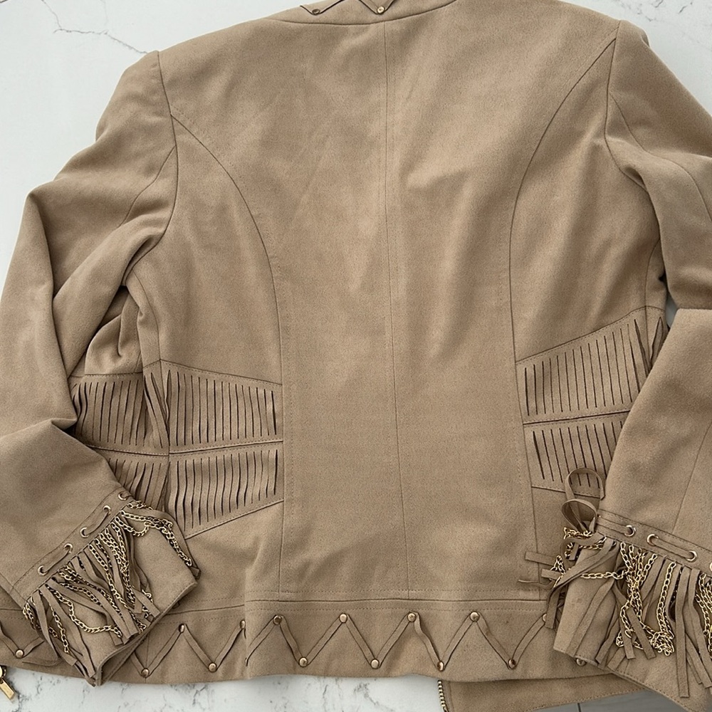 Jacket - Picture 4 of 5
